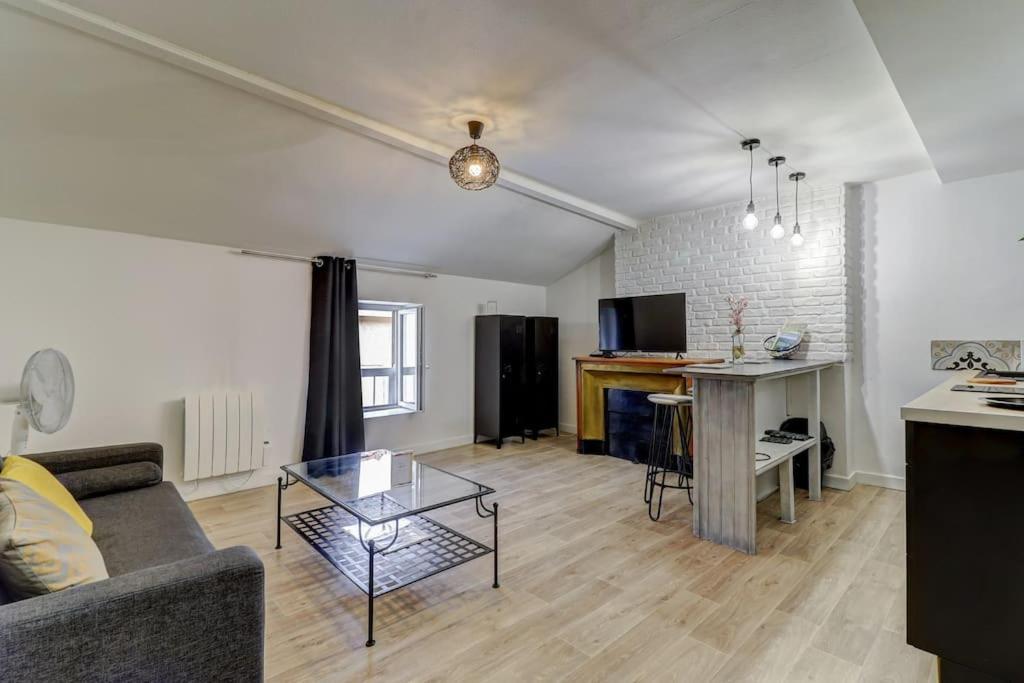 Le Nid Douillet Topdestination-Bourg - Centre Ville - 3 Etoiles Εξωτερικό φωτογραφία